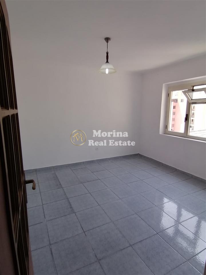 Qera | apartament 3 + 1 | myslym shyri | 500 €/muaj (2)