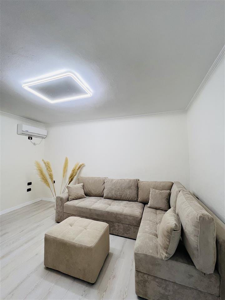 Venda | apartamento 1 + 1 | estádio dinamo | €206.000
