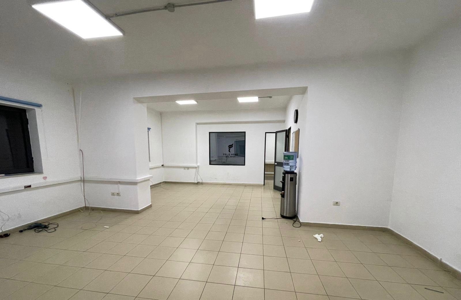 Zyre me qera 140 metra katror pazari i ri 750 euro (3)