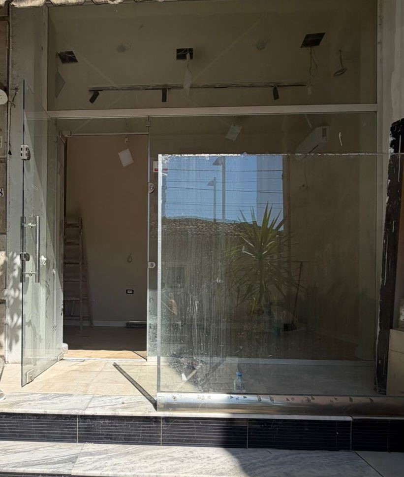 Vendita | locale commerciale | rruga e barrikadave | €145.000 (2)