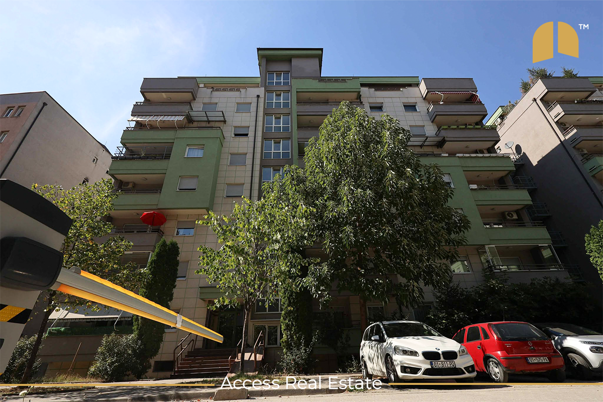 Apartamento à venda com escritura – 3 quartos – Rruga c