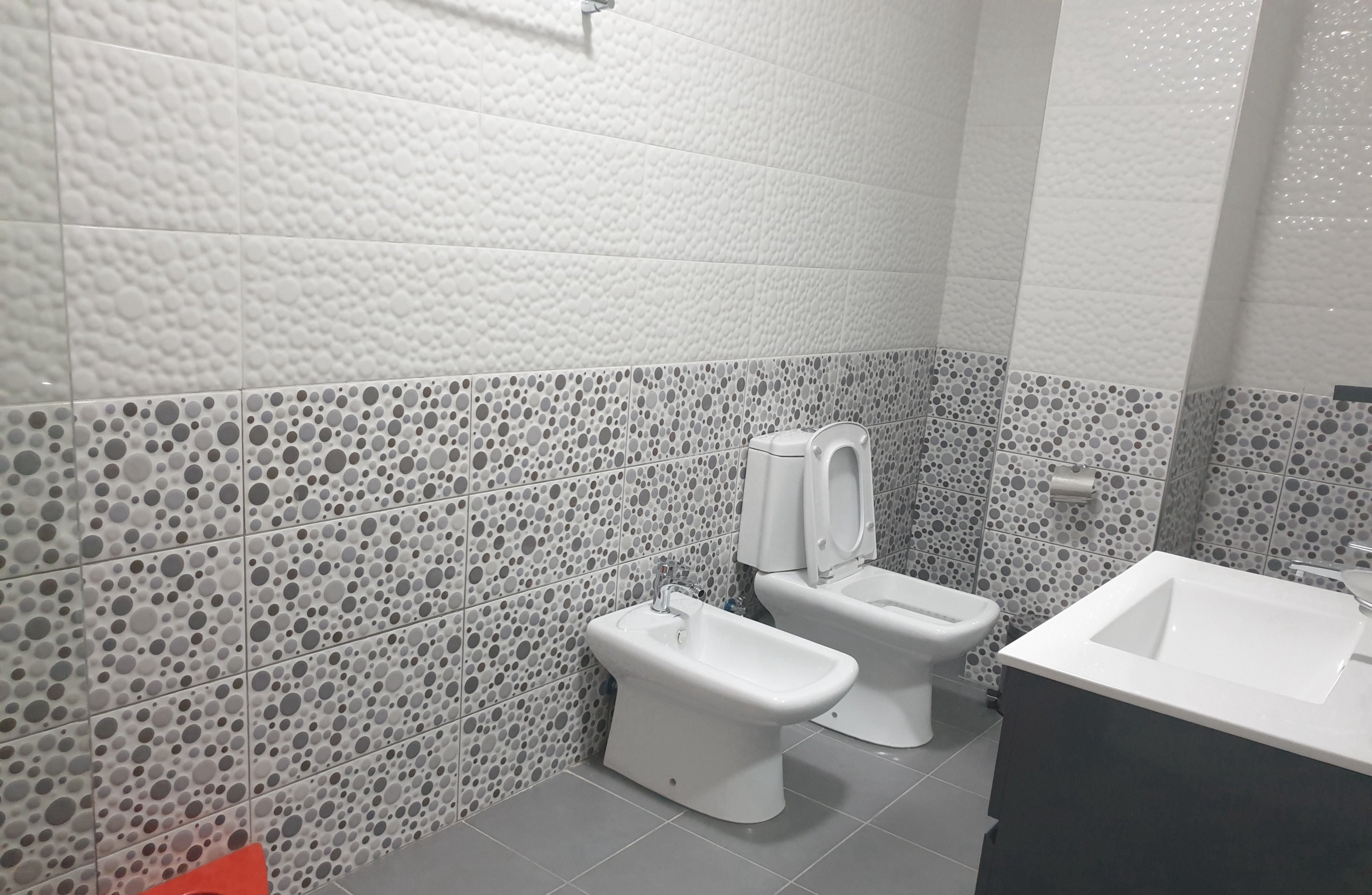 Sale | 3 + 1 apartment | liqeni i thate | 330000 € (8)