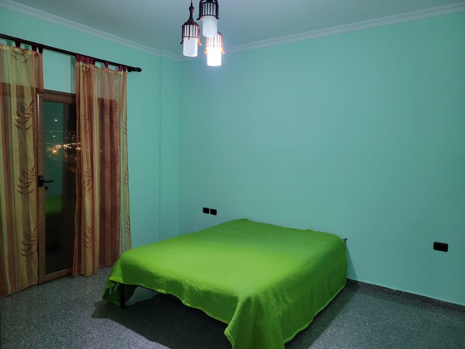 Alquiler | villa 2 + 1 | shkoze | 400 €/mes