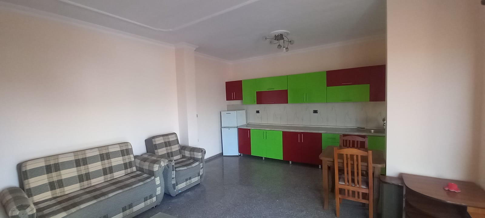 Alquiler | villa 2 + 1 | shkoze | 400 €/mes