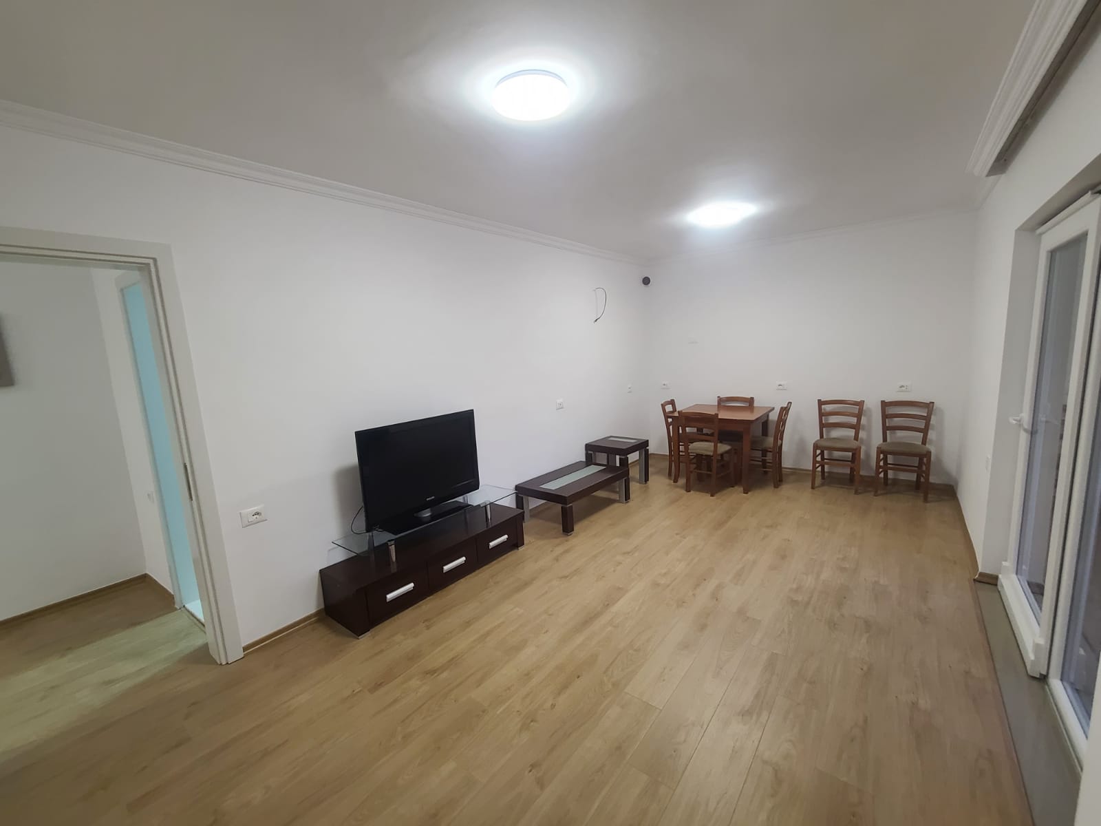 Aluguel | apartamento 2 + 1 | praça skënderbej | €1200/mês