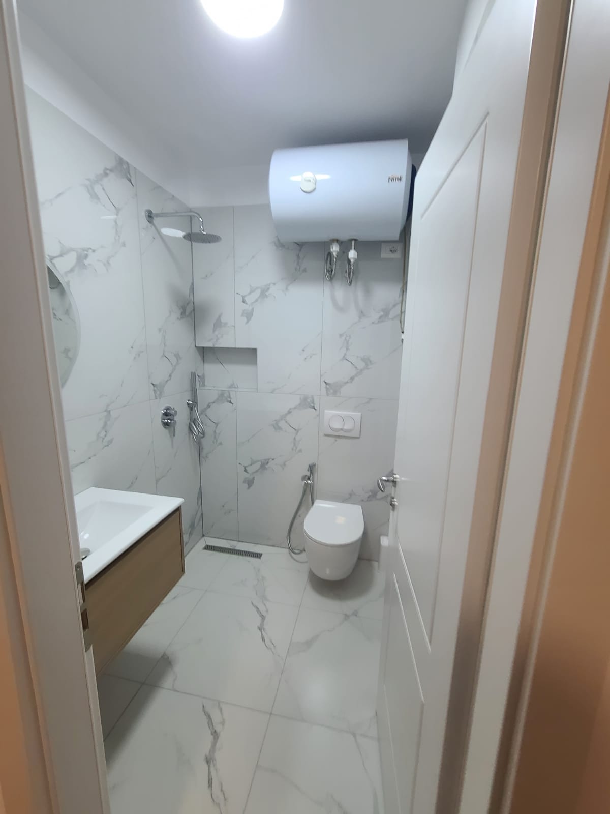 Aluguel | apartamento 2 + 1 | praça skënderbej | €1200/mês (4)