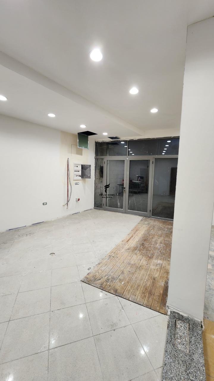 Gewerbezimmer zu miete 150 quadratmeter kavaje-straße 150.000 leke (3)