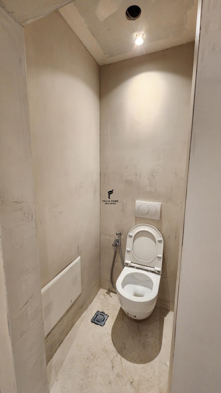 Gewerbezimmer zu miete 150 quadratmeter kavaje-straße 150.000 leke (5)