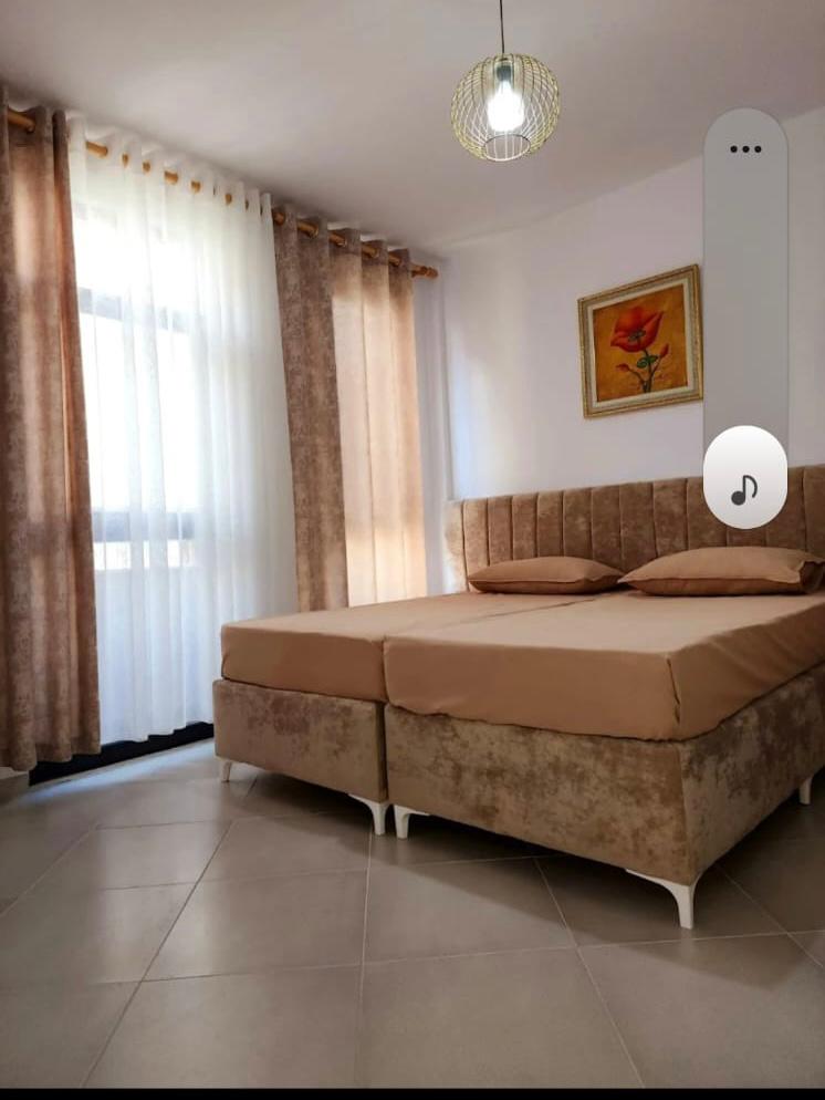 Aluguel | apartamento 1 + 1 | rruga 5 maji | €400/mês