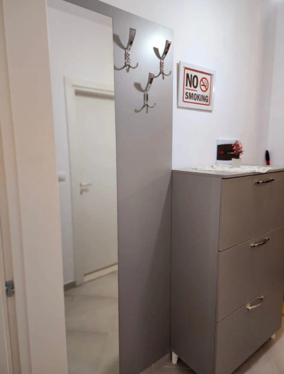 Aluguel | apartamento 1 + 1 | rruga 5 maji | €400/mês