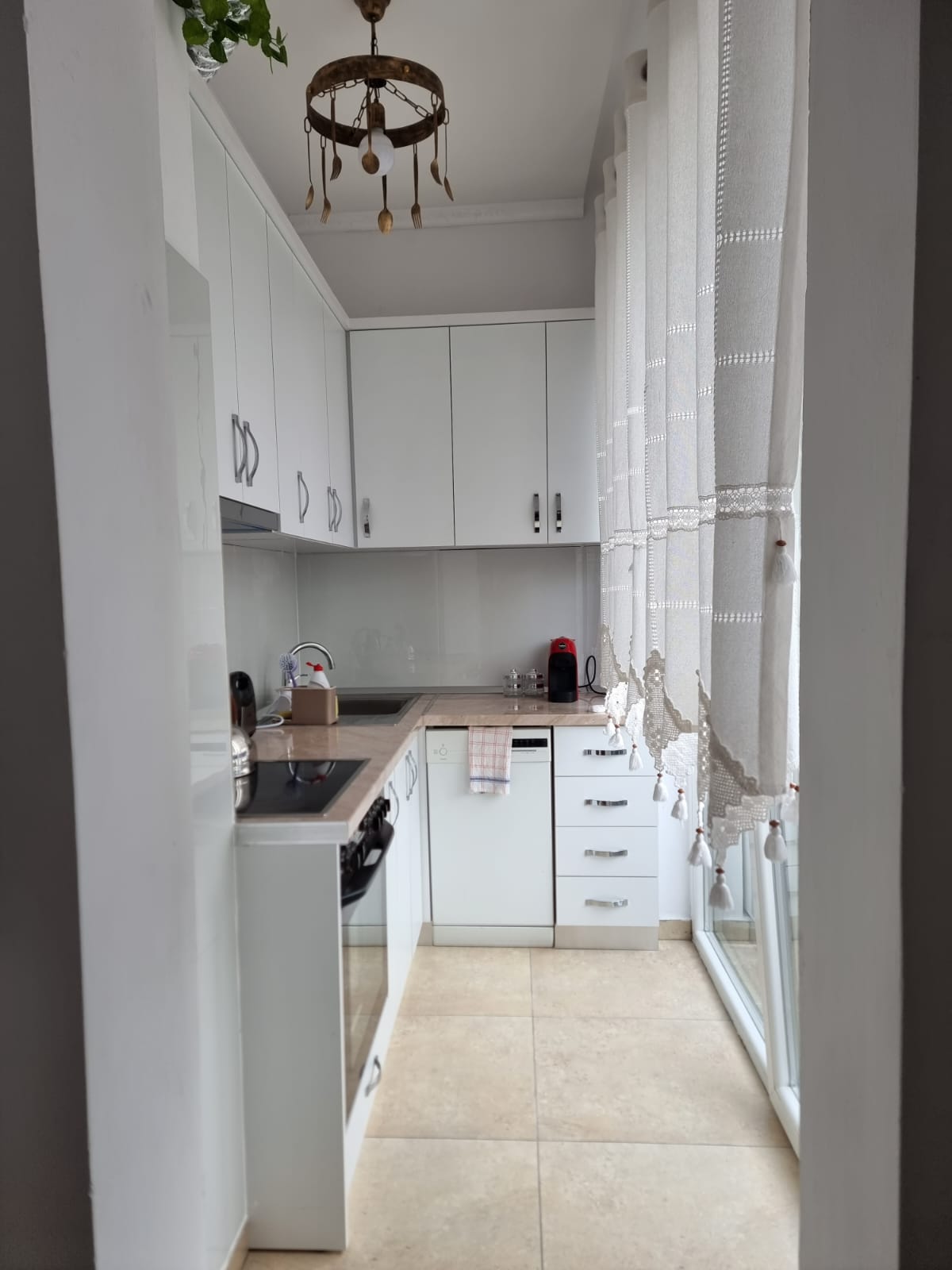 Qera | apartament 1 + 1 | qender — Rruga mine peza | 750 €/muaj (3)