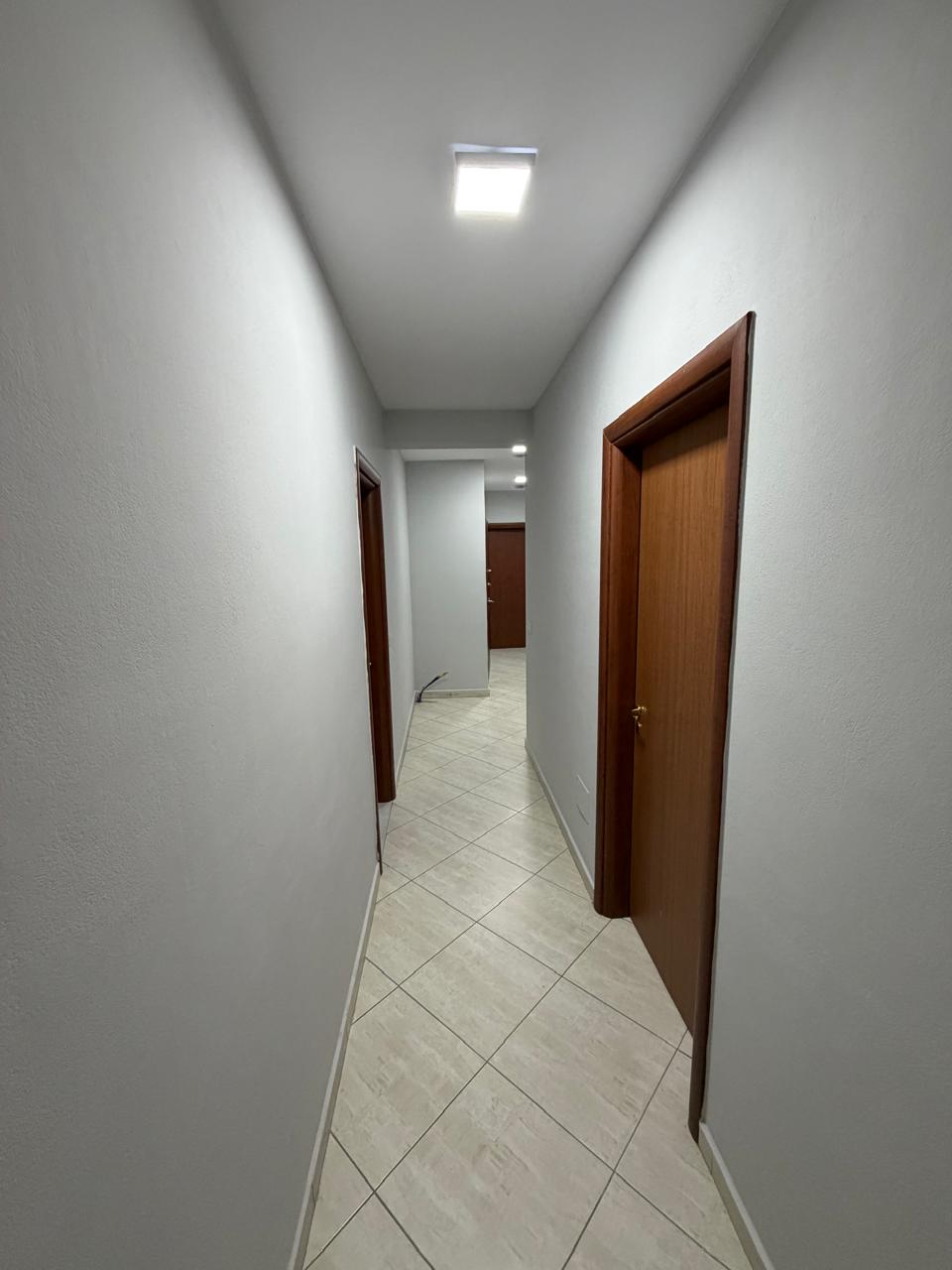 Qera | apartament 2 + 1 | rruga jordan misja | 700 €/muaj i diskutueshem. (5)