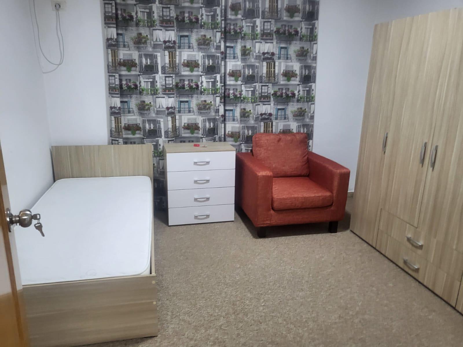 Aluguel | apartamento 2 + 1 | centro - 9 andares | €650/mês (2)