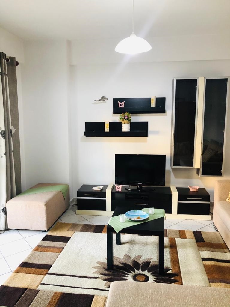Louer | appartement 2 + 1 | bashkia Durrës | 500 €/mois