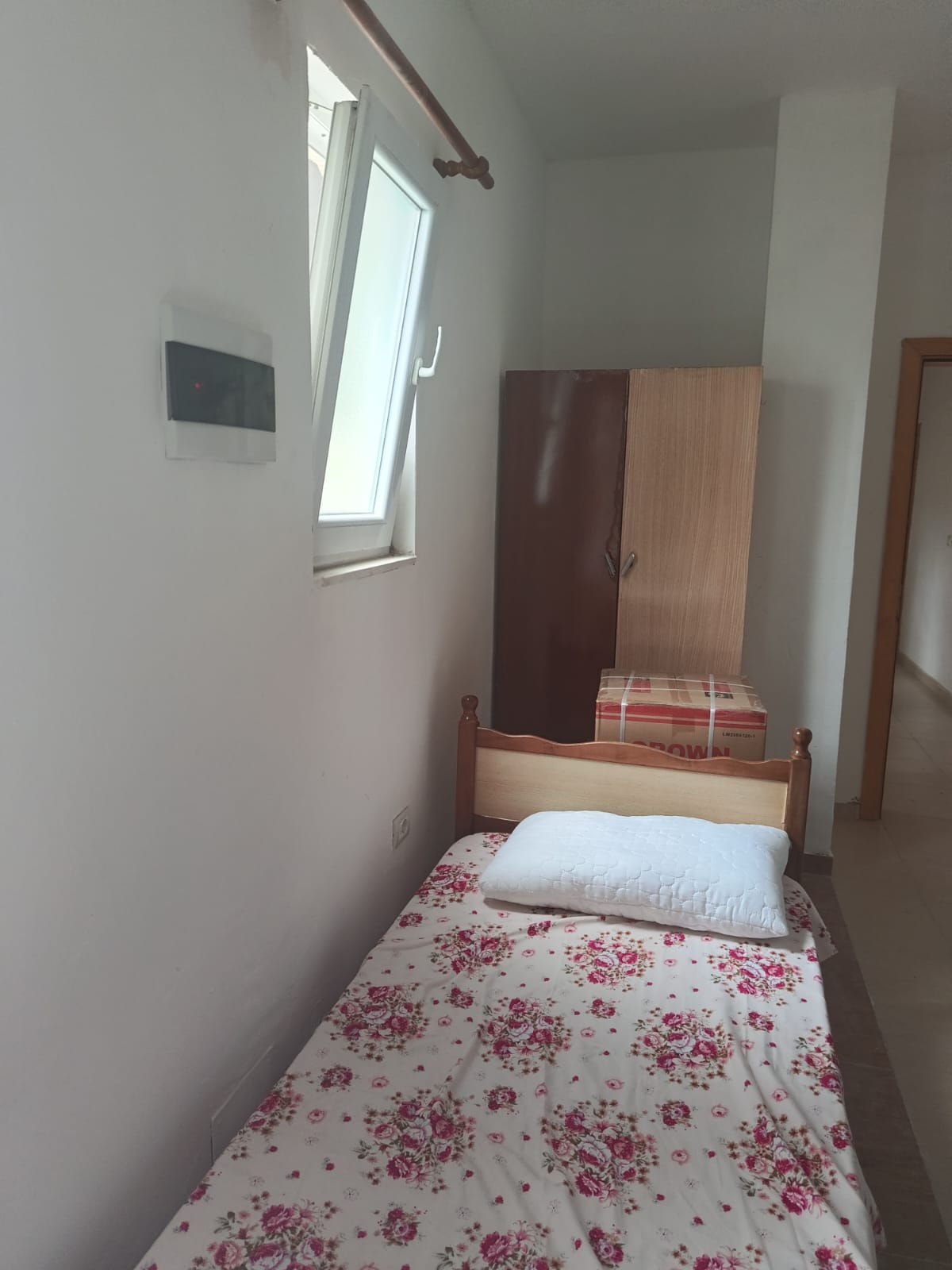 Qera | apartament 1 + 1 | qyteti studenti | 300 €/muaj (2)