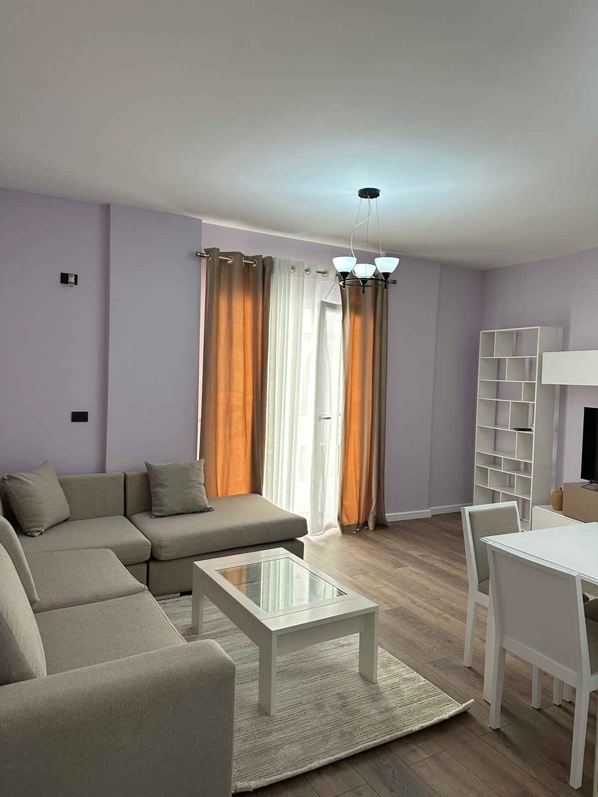 Miete | wohnung 1 + 1 | Liqeni i Thatë | 650 €/monat