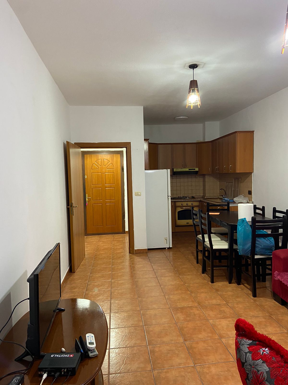 Qera | apartment 1 + 1 | rruga rifat bodinaku | 550 €/month