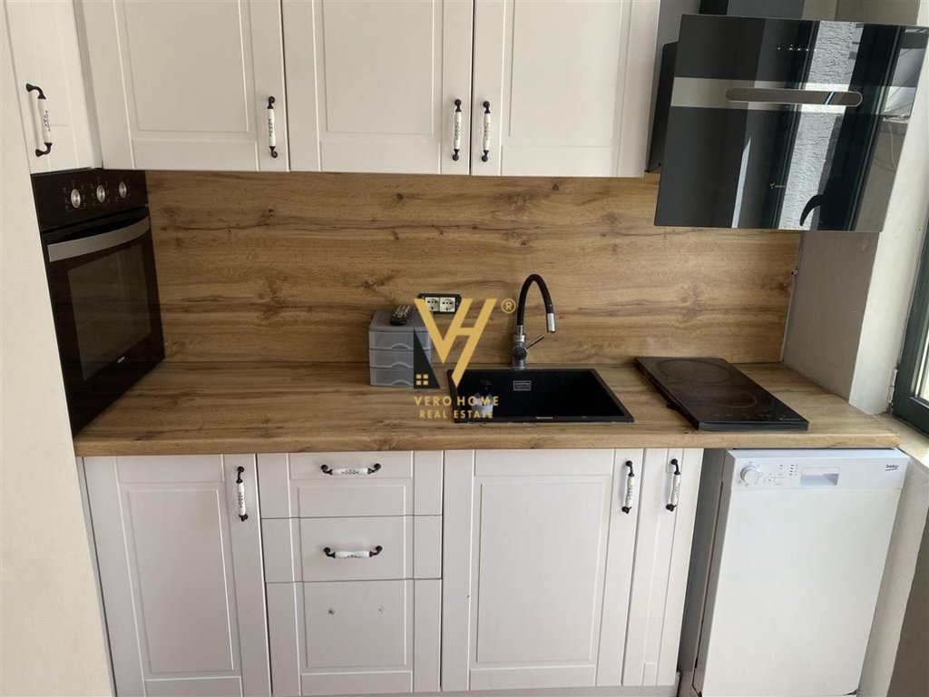 Bureau 50 m² à louer dans le bloc 650 euro (2)