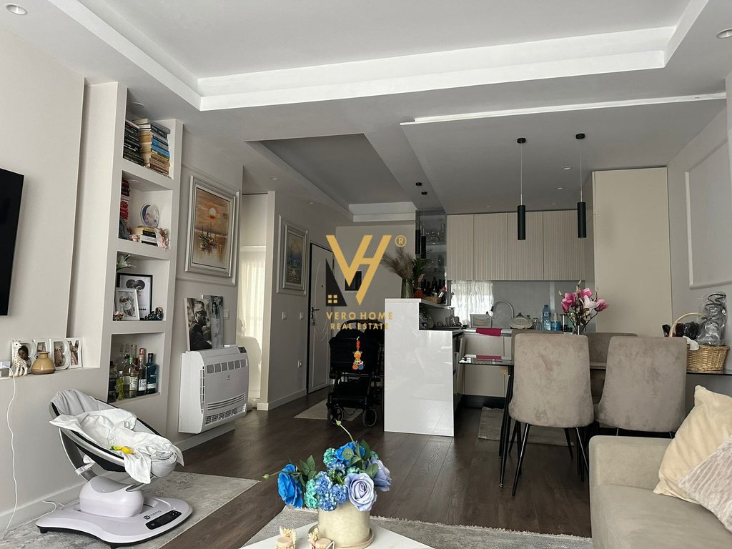 Apartamento 2+1+2 à venda em kodra e diellit 179.000 euros