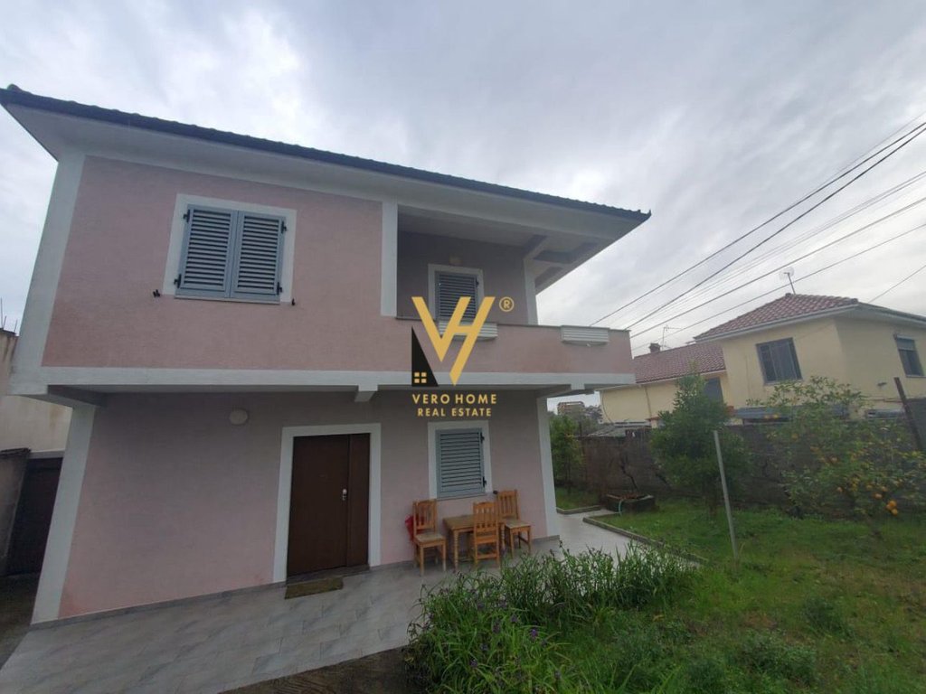 Villa deux chambres à louer à Sauk 1.000 euro