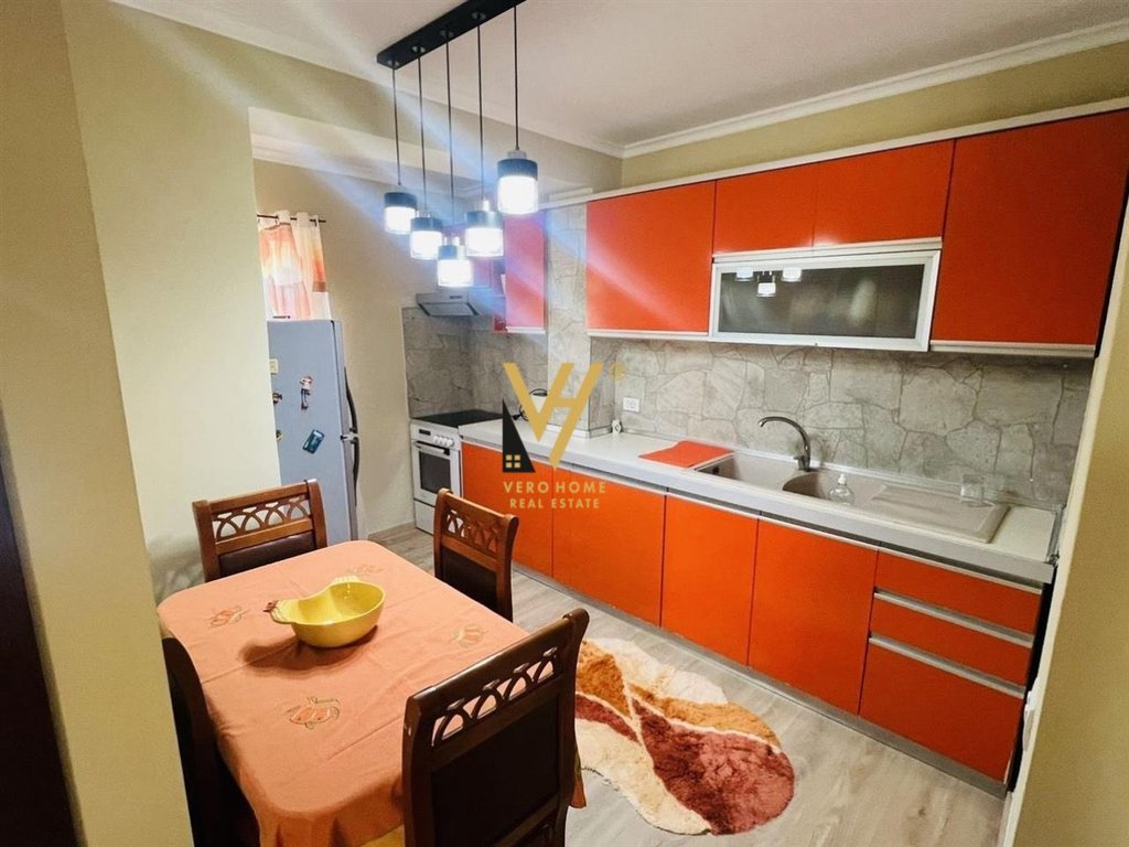 Apartment for rent 2+1 ne stadiumi dinamo 650 euro