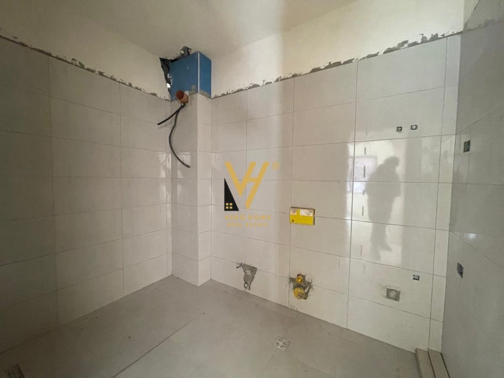 Apartamento à venda 2+1+2 em kom.xheluks xibraku, rua Elbasan 165.000 euros (5)