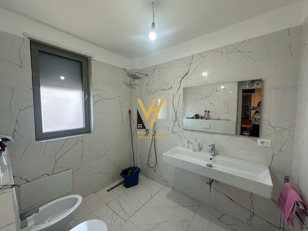 Loja de 150 m² para alugar na rua durres 2.500 euro (7)