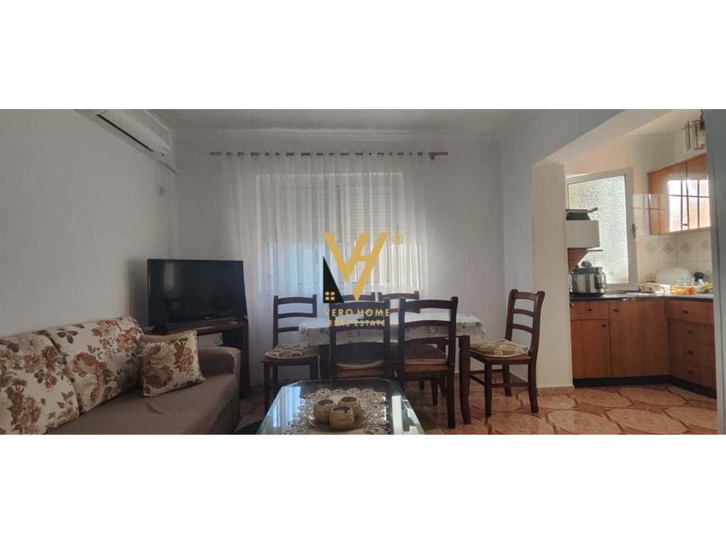 Apartamento 2+1 en venta en brryl 135.000 euros