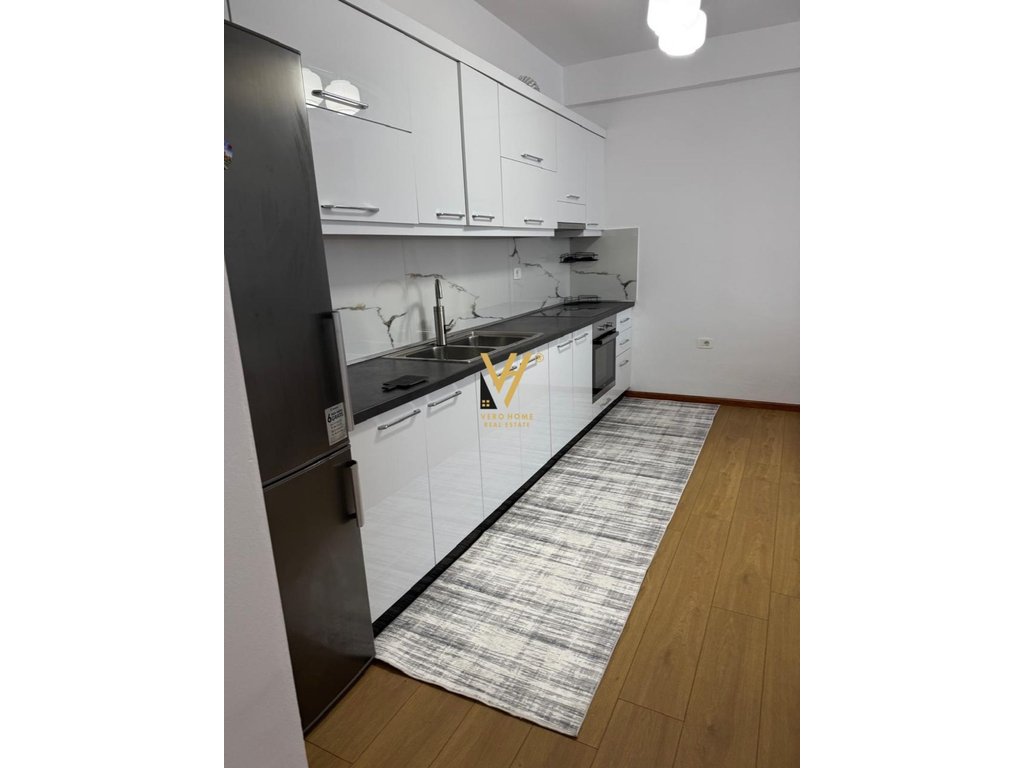 Weniger 2+1+blk apartment zu mieten im zentrum 60.000 leke (3)