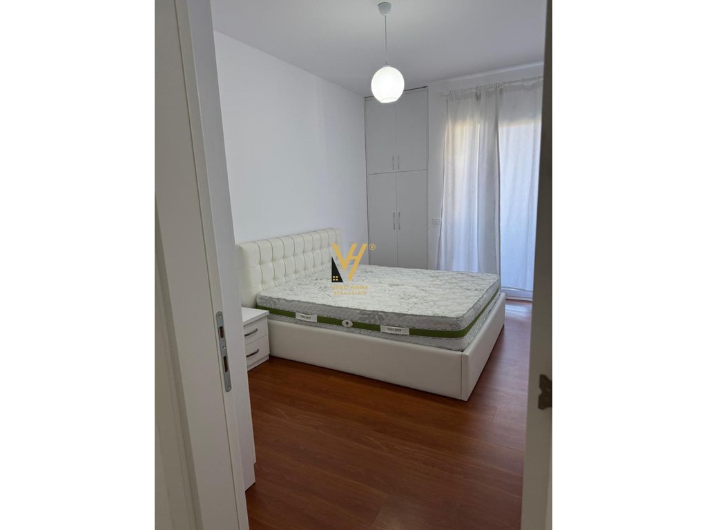 Weniger 2+1+blk apartment zu mieten im zentrum 60.000 leke (4)