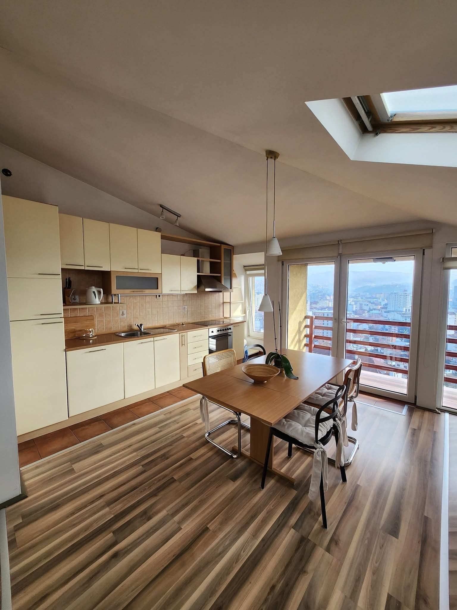 Appartement à louer 1+1 à arbër (dragodan) (4)