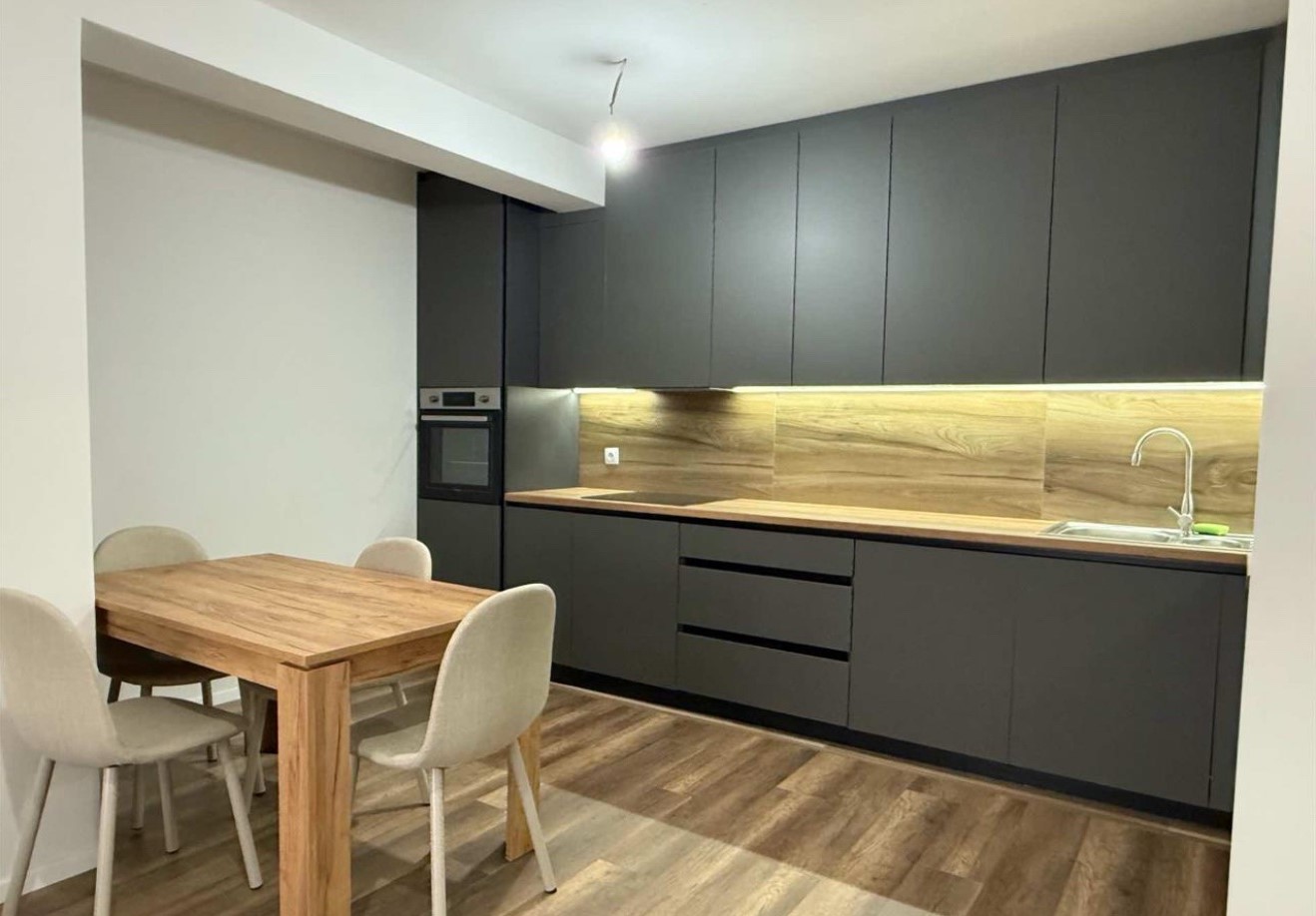 Apartamento para alugar 2+1 em Arbëri (dragodan)