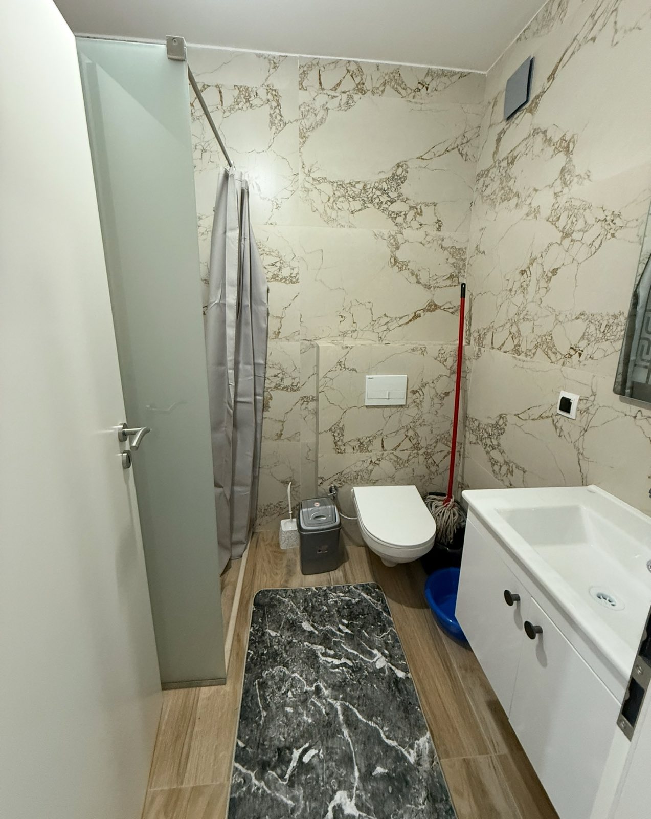 Apartamento para alugar 2+1 em Arbëri (dragodan)