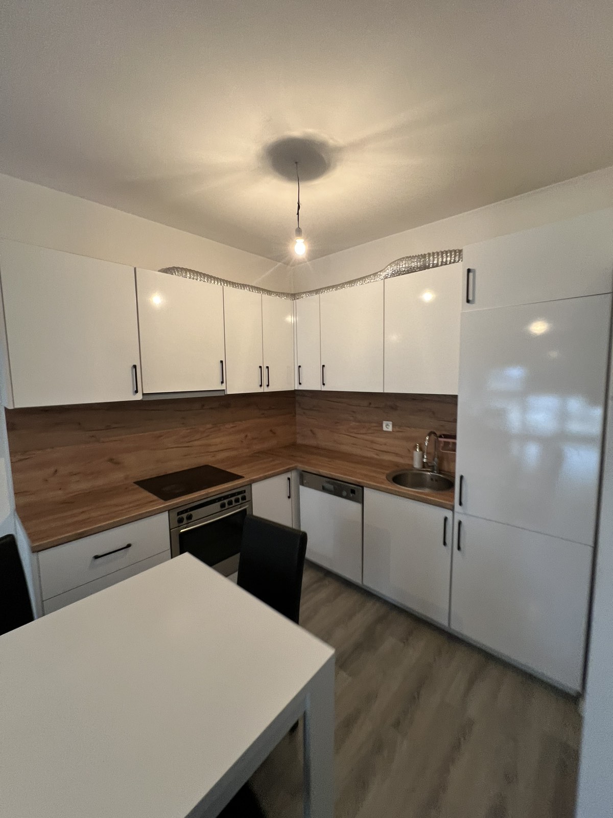 Appartamento in affitto 2+1 a Kalabri (emshir)