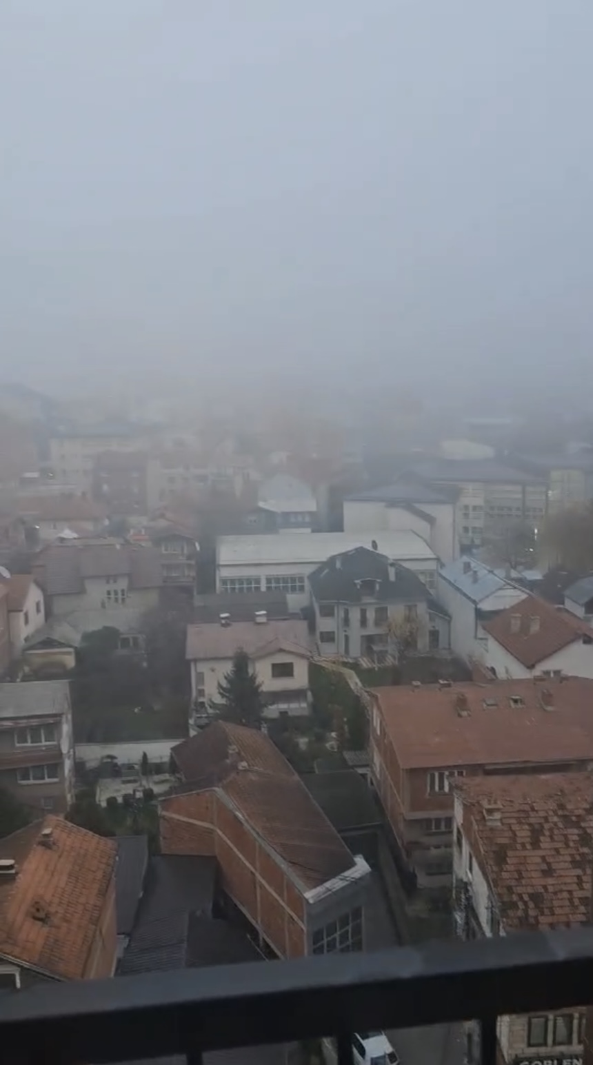 Banesë në shitje në Tophane