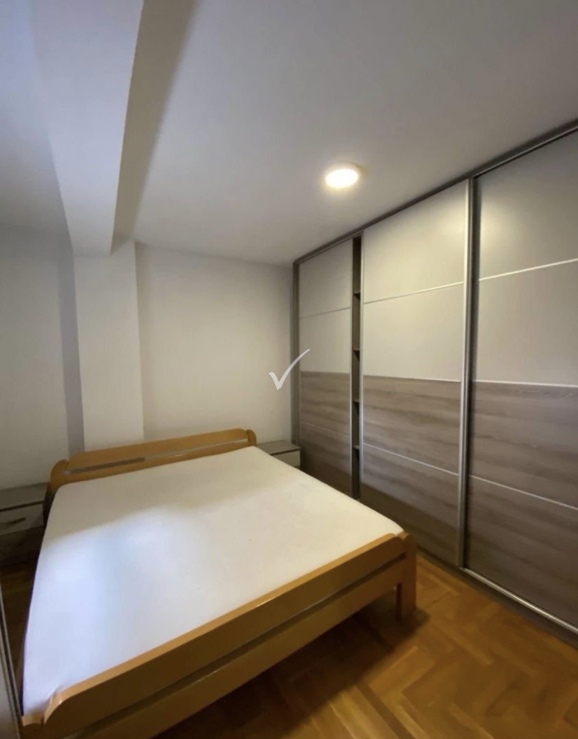 Appartement à louer 1+1 à arbër (dragodan)