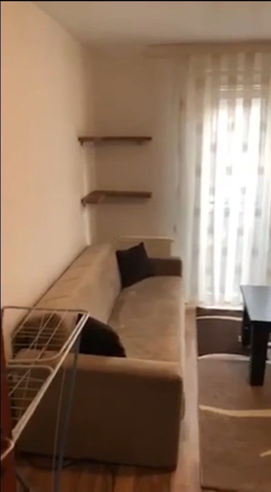 Wohnung (gasonjerë) zum verkauf im zentrum
