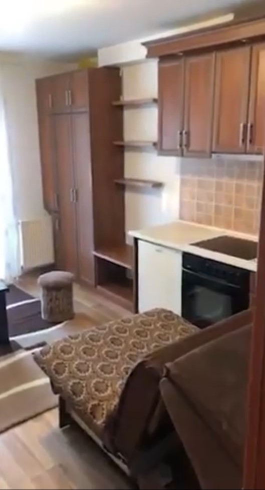 Wohnung (gasonjerë) zum verkauf im zentrum (4)