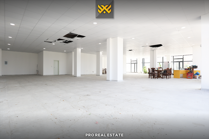 350m² gewerbefläche zu mieten in Fushë Kosovë