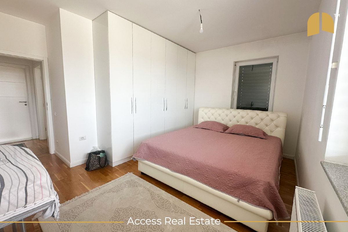 Apartment for sale – 3 bedrooms – Rruga c (8)