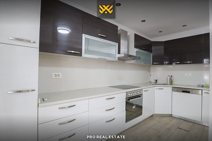 Casa de 350m² en alquiler en dragodan.