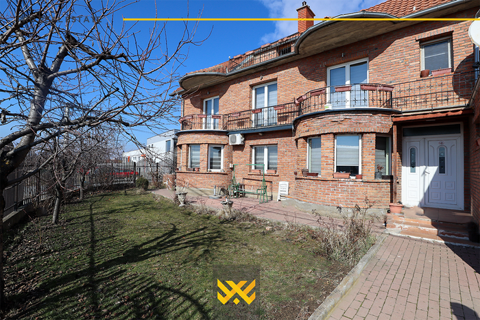 Maison de 400m² à louer à përroi i njelmët.
