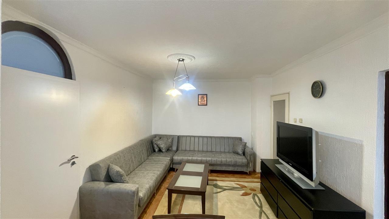 Piso en alquiler 2+1 en Bregu i Diellit