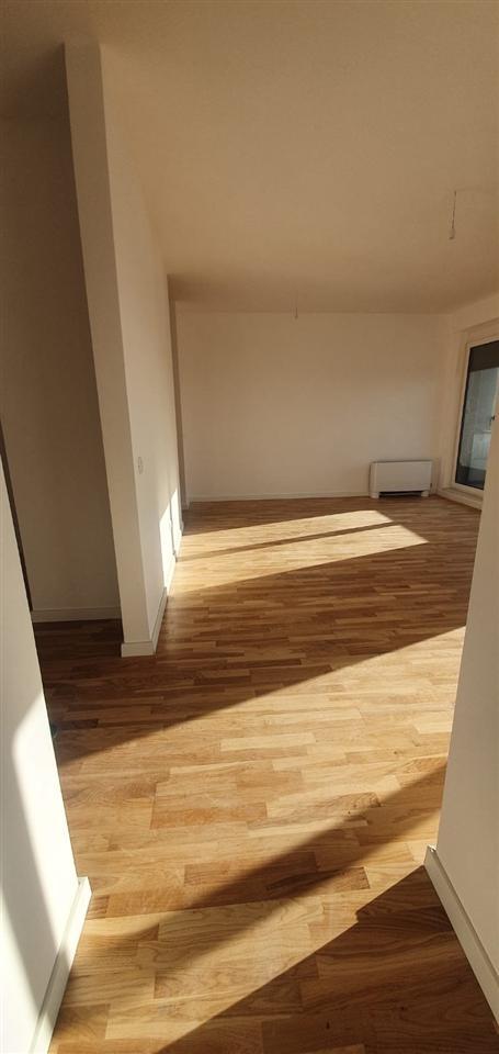Appartamento (ufficio) in affitto a Lakrishtë