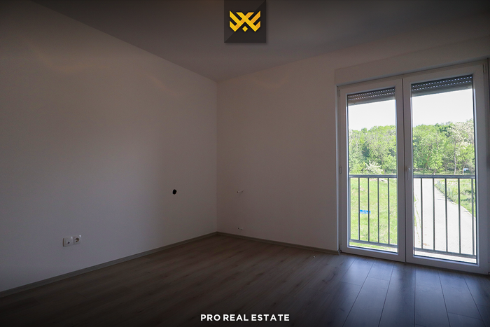 Maison - bureau 210m² à louer à dragodan (6)