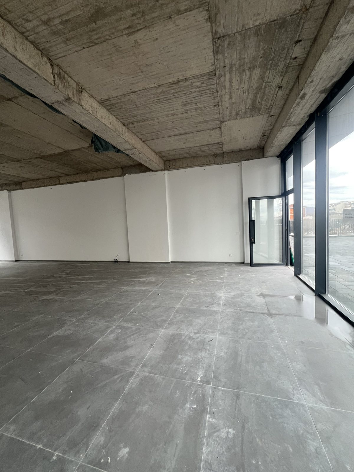 Local en alquiler 100m² en Veternik
