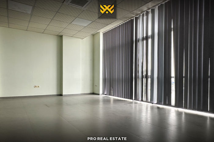 Lokal 150m² me #qira në livagjë