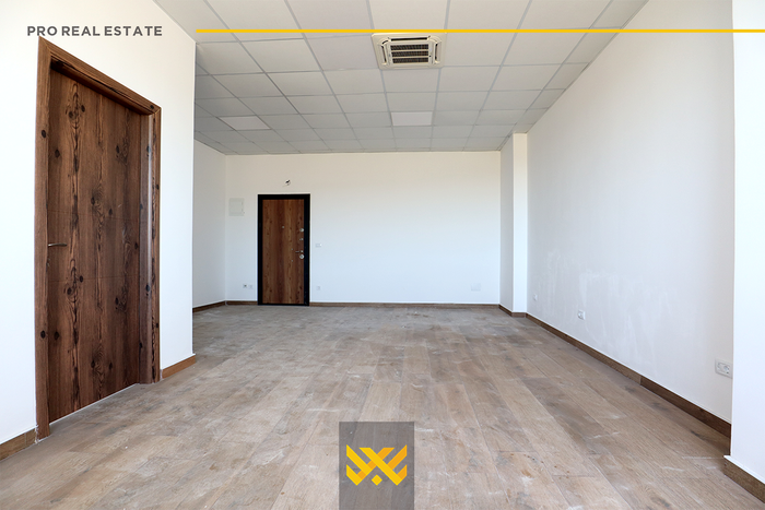 Apartment / office 61.20m² for rent in Prishtina e Re (2)