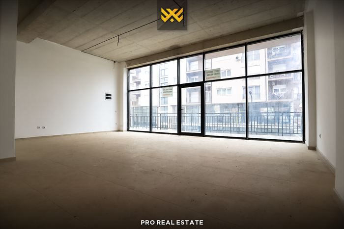 Espaço comercial 55m² à venda em matiçan