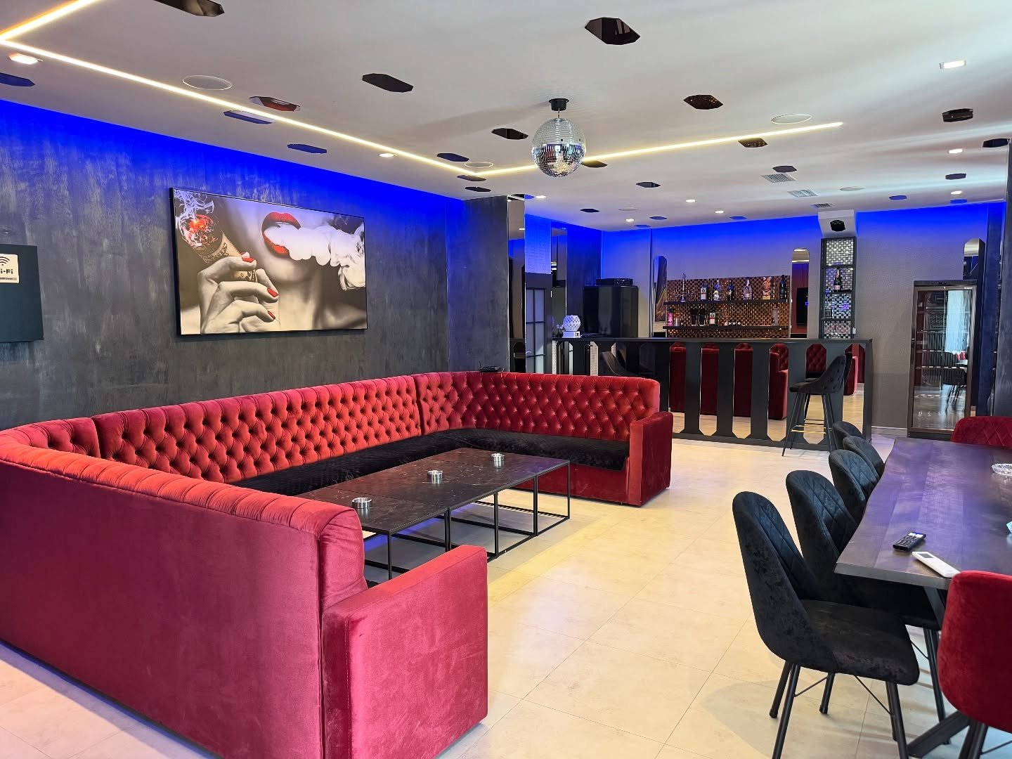 Bar privato in affitto a Pristina!